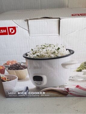 Ash White and Black Mini Rice Cooker
